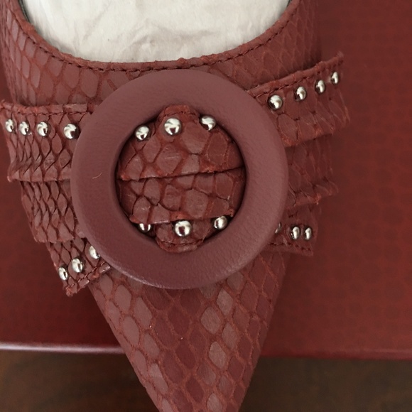 Donald/Pliner FELICITYUS Orchid Snake Print pumps - Picture 3 of 8